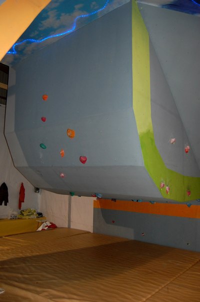 Новый скалодром в Королеве открыт! (korolev climbing school, скалолазание)
