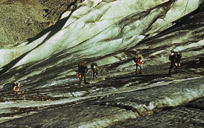 НОСТАЛЬГИЯ ПО ТЯНЬ-ШАНЮ. (Горный туризм, тянь-шань, терскей, маи)