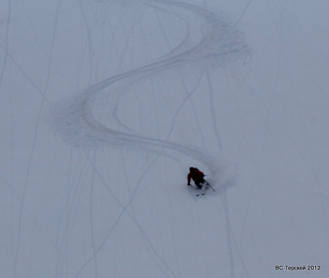 "И на сыртах* растут цветочки!" По мотивам backcountry маевки Терскей 2012 (Бэккантри/Фрирайд, freeride, лагерь, киргизия, mountainpro)