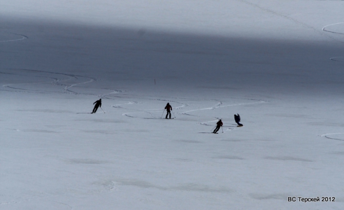 "И на сыртах* растут цветочки!" По мотивам backcountry маевки Терскей 2012 (Бэккантри/Фрирайд, freeride, лагерь, киргизия, mountainpro)