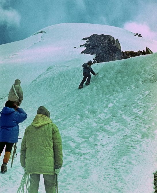ЗОЛОТАЯ ОСЕНЬ НА ПАМИРЕ. (Горный туризм, маи)