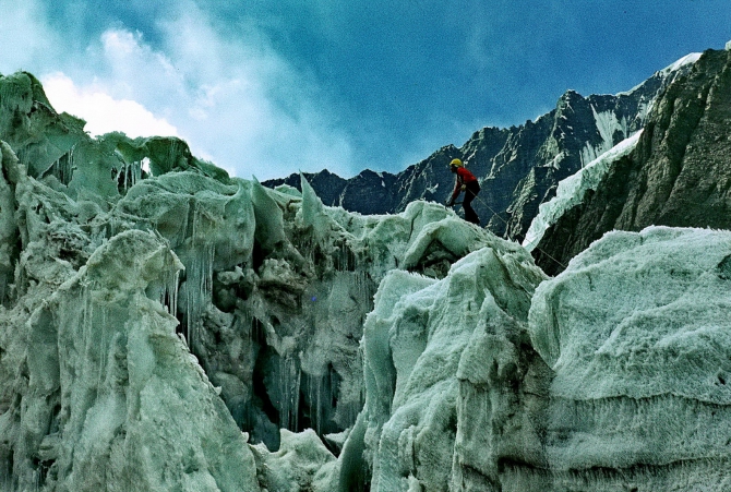 ЗОЛОТАЯ ОСЕНЬ НА ПАМИРЕ. (Горный туризм, маи)