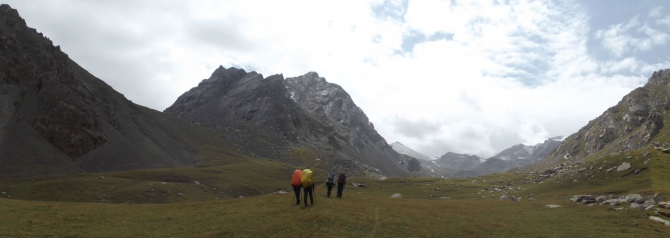 Забытый Терскей. Часть 1. (Горный туризм, ледопад, гадкий утенок, туманный, конурулен, красных, западная часть)