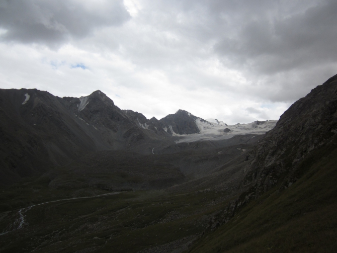 Забытый Терскей. Часть 1. (Горный туризм, ледопад, гадкий утенок, туманный, конурулен, красных, западная часть)
