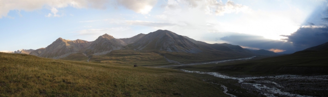 Забытый Терскей. Часть 1. (Горный туризм, ледопад, гадкий утенок, туманный, конурулен, красных, западная часть)
