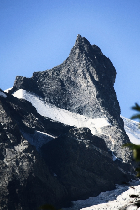 Домбай-Ульген, восхождение по Зап. ребру, 5Б (Альпинизм, западный кавказ, западное ребро)