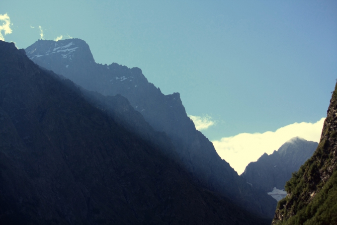 Домбай-Ульген, восхождение по Зап. ребру, 5Б (Альпинизм, западный кавказ, западное ребро)