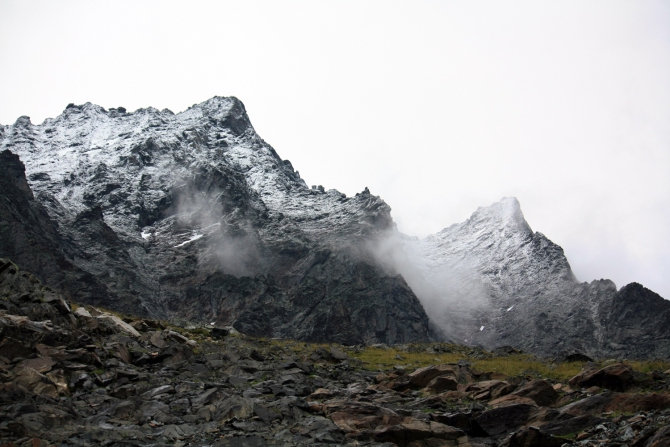 Домбай-Ульген, восхождение по Зап. ребру, 5Б (Альпинизм, западный кавказ, западное ребро)