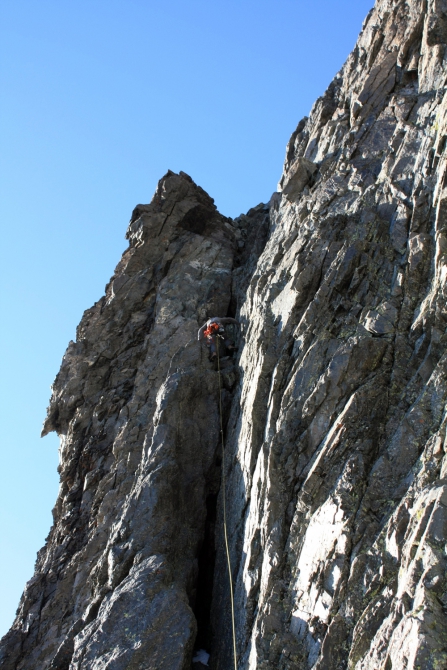 Домбай-Ульген, восхождение по Зап. ребру, 5Б (Альпинизм, западный кавказ, западное ребро)