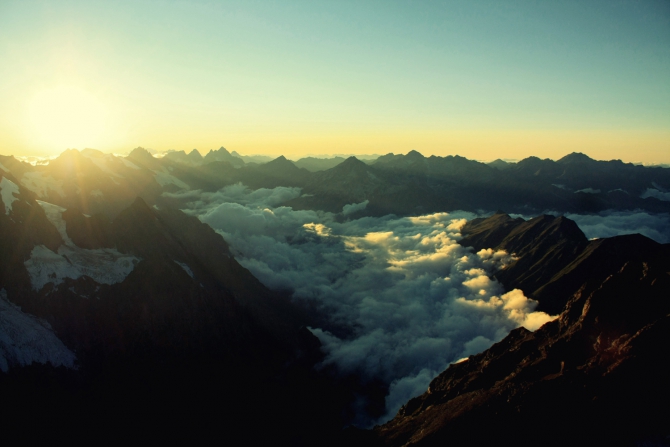 Домбай-Ульген, восхождение по Зап. ребру, 5Б (Альпинизм, западный кавказ, западное ребро)