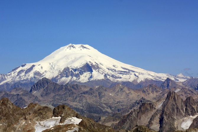 Домбай-Ульген, восхождение по Зап. ребру, 5Б (Альпинизм, западный кавказ, западное ребро)