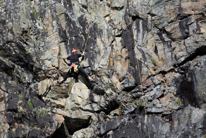 Домбай-Ульген, восхождение по Зап. ребру, 5Б (Альпинизм, западный кавказ, западное ребро)