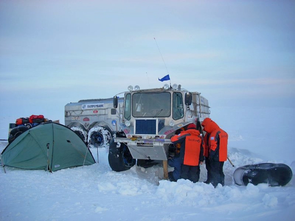 Новости из экспедиции: странная находка и ее последствия... (северный полюс, демченко, арктика)