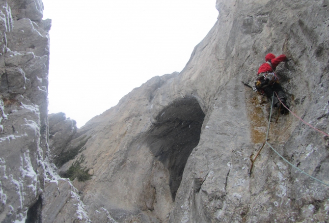 Морчека «Ледоход» 6 А. Новый маршрут. (Альпинизм, «ледоход» 6 а. заколодний а.в., марчека, крым)