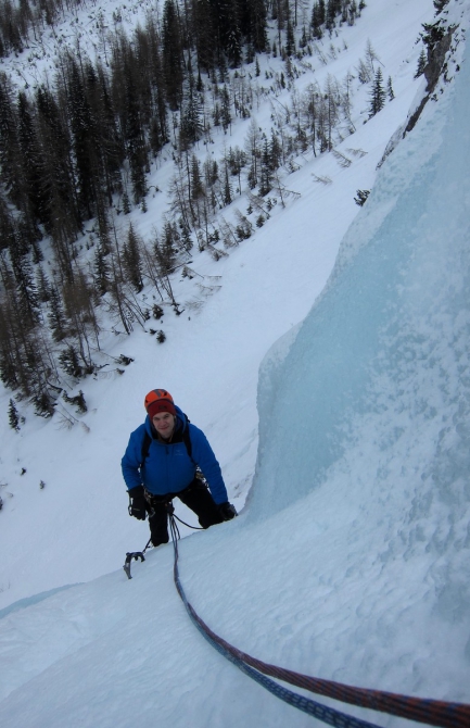 Фотозарисовка с каскадов в Доломитах.. (http://alpclub.de)