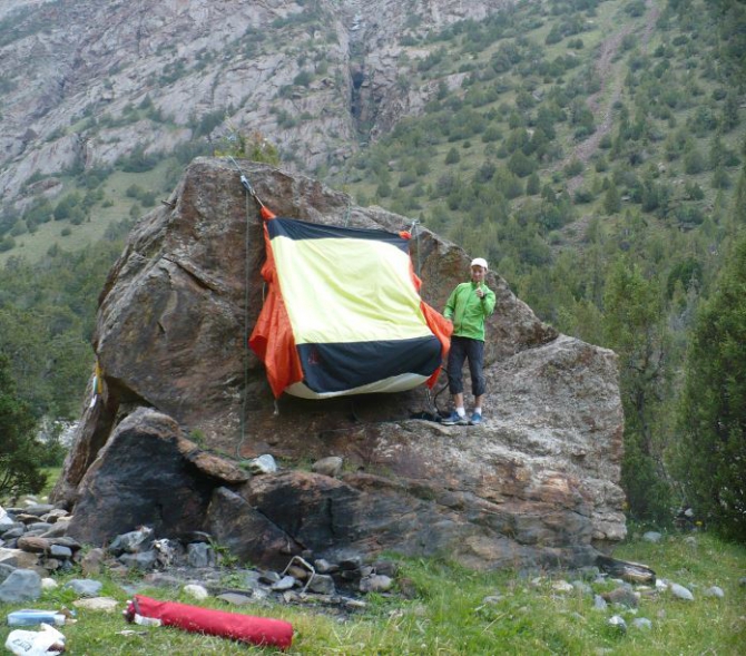 Хотели на Крицука, но Гора "велела" идти другую 6Б. (Альпинизм, каравшин, пик одессы, питер сборы, маршрут сахарова)