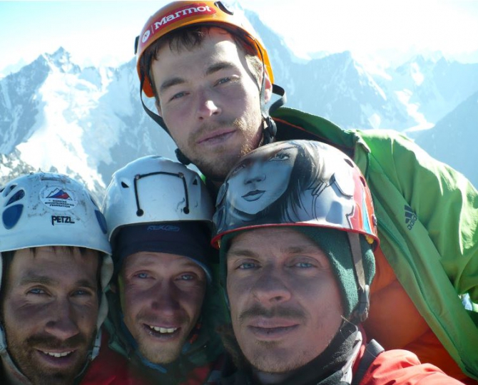 Хотели на Крицука, но Гора "велела" идти другую 6Б. (Альпинизм, каравшин, пик одессы, питер сборы, маршрут сахарова)