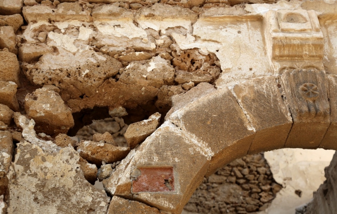 ЗаМарочка с штативом и дочкой..