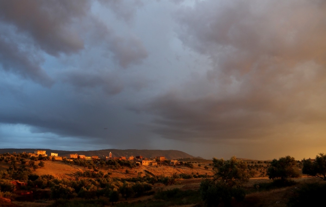 ЗаМарочка с штативом и дочкой..