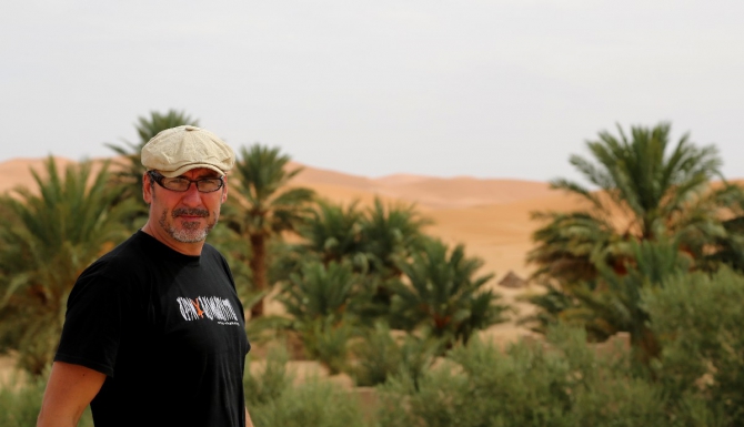 ЗаМарочка с штативом и дочкой..