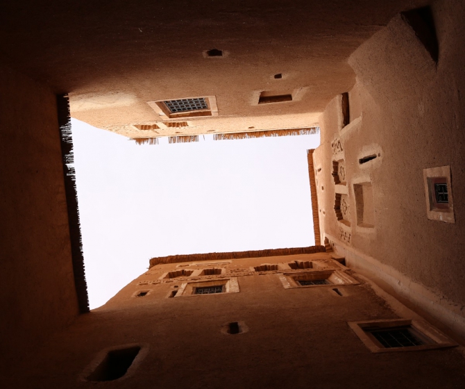 ЗаМарочка с штативом и дочкой..