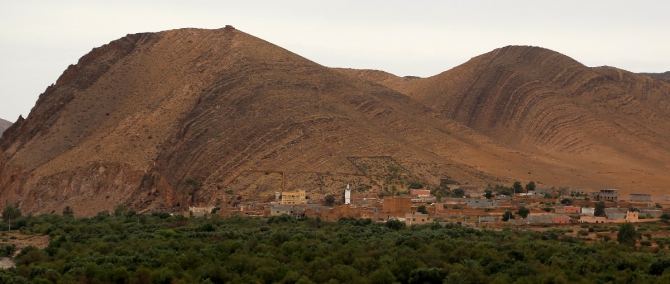 ЗаМарочка с штативом и дочкой..