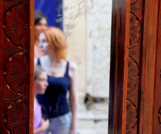 ЗаМарочка с штативом и дочкой..