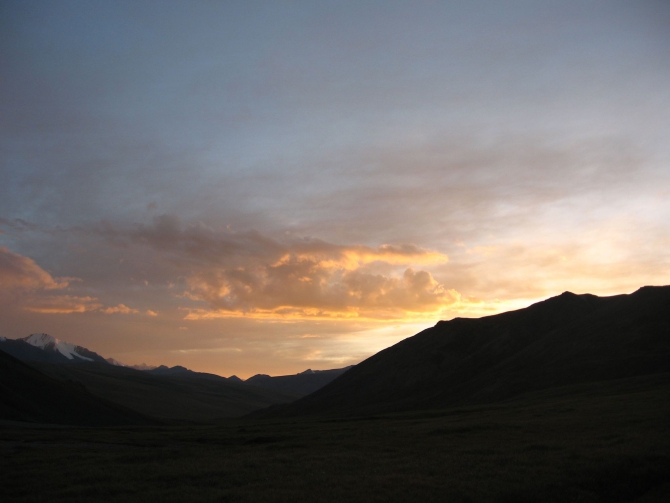 Три хребта. Часть 2. Джетимбель (Горный туризм, перовпрохождение, бурхан, терскей, тянь-шань, джаманечки, ичкесарытор)