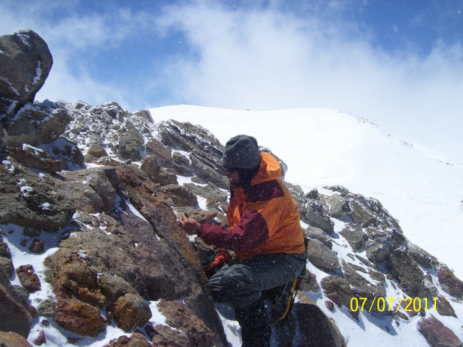 Как сняли вертолет в 2011 со средних Ленц г.Эльбрус (альпинизм, горы)