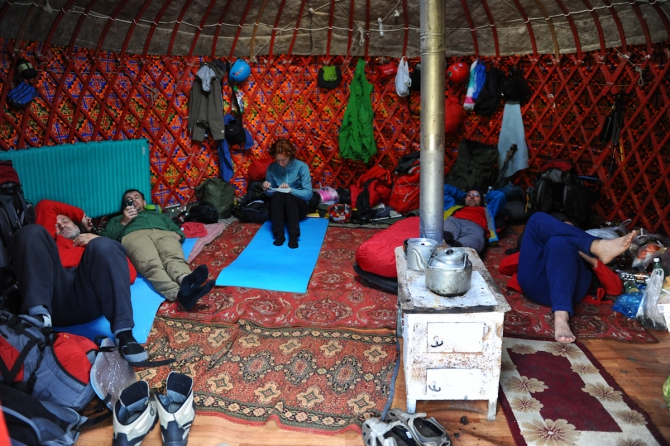 Киргизия 2013: Наше лето... (Альпинизм, пик ленина, ала-арча, хан-тенгри, redpoint, бублик сергей, вергелес андрей)