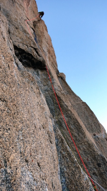 Rock Women on Top - Гранд Капуцин (Альпинизм, svetlana smaykina, маршрут бонатти, bonatti route, elixier d’astaroth, комбинация, positive climbing, olga gorodetskaya, natalya prilepskaya, светлана смайкина, ольга городецкая, valle d'aosta, наталья прилепская, grand capucin, валле д'аоста, alps, женский альпинизм, альпы)
