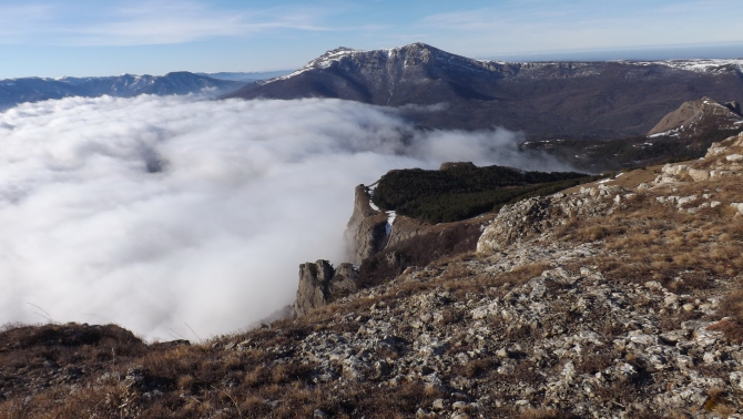 Прогулка по Демерджи. Фотоотчет. (Горный туризм, крым, зима)