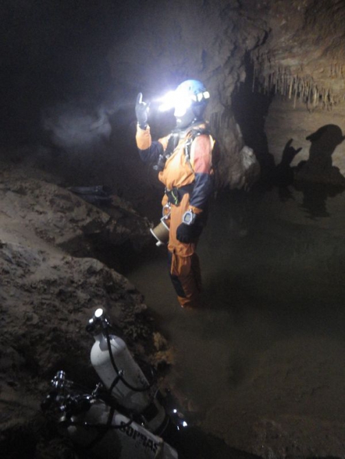 Новые открытия и достижения в п. Нахимовская. Свой путь в поисках подземной реки Караби. (Спелеология, сифон, крым, исследования, спелеодайвинг, первопроход)