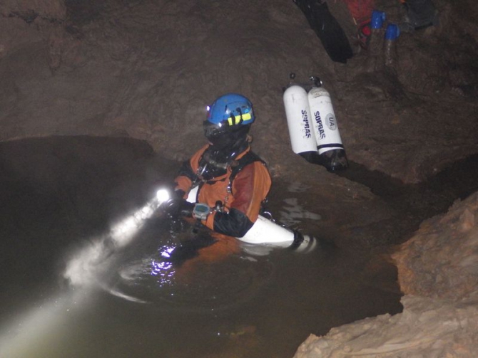 Новые открытия и достижения в п. Нахимовская. Свой путь в поисках подземной реки Караби. (Спелеология, сифон, крым, исследования, спелеодайвинг, первопроход)