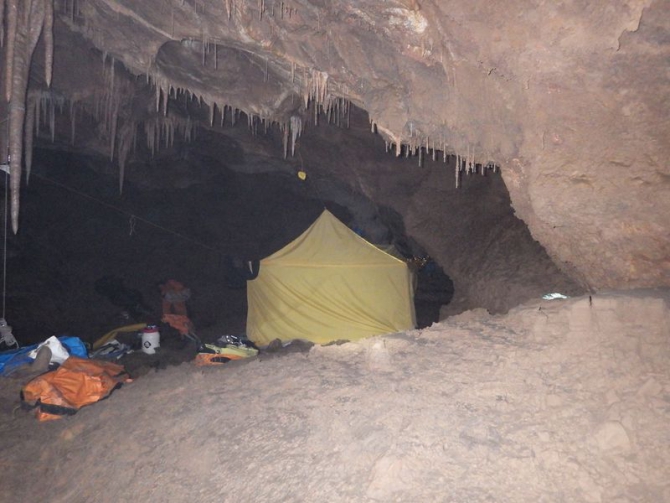 Новые открытия и достижения в п. Нахимовская. Свой путь в поисках подземной реки Караби. (Спелеология, сифон, крым, исследования, спелеодайвинг, первопроход)