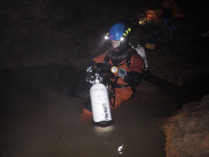 Новые открытия и достижения в п. Нахимовская. Свой путь в поисках подземной реки Караби. (Спелеология, сифон, крым, исследования, спелеодайвинг, первопроход)