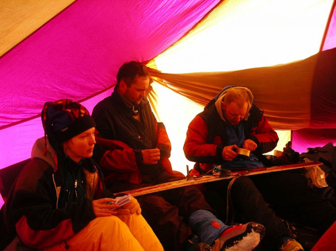 Фотоотчёт о зимнем Алтае. Дополнение к рассказу. (Альпинизм, ира иванова, колпаков, протасов, тилипенко, зимний поход, жаров, бездитко, поход, первопроход, алтай, горные лыжи)