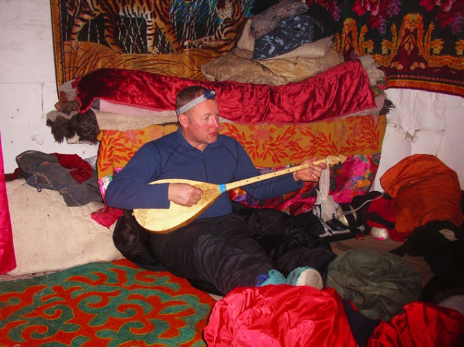 Фотоотчёт о зимнем Алтае. Дополнение к рассказу. (Альпинизм, ира иванова, колпаков, протасов, тилипенко, зимний поход, жаров, бездитко, поход, первопроход, алтай, горные лыжи)