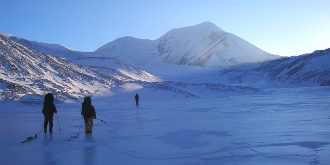 Фотоотчёт о зимнем Алтае. Дополнение к рассказу. (Альпинизм, ира иванова, колпаков, протасов, тилипенко, зимний поход, жаров, бездитко, поход, первопроход, алтай, горные лыжи)