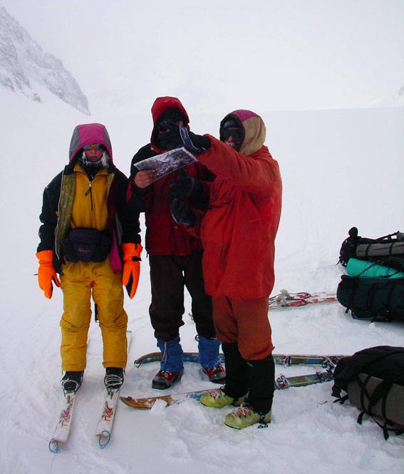 Фотоотчёт о зимнем Алтае. Дополнение к рассказу. (Альпинизм, ира иванова, колпаков, протасов, тилипенко, зимний поход, жаров, бездитко, поход, первопроход, алтай, горные лыжи)