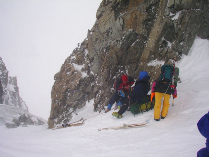 Фотоотчёт о зимнем Алтае. Дополнение к рассказу. (Альпинизм, ира иванова, колпаков, протасов, тилипенко, зимний поход, жаров, бездитко, поход, первопроход, алтай, горные лыжи)