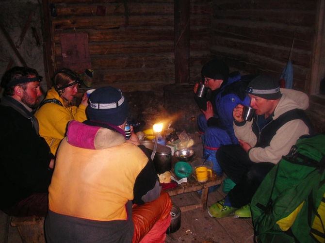 Фотоотчёт о зимнем Алтае. Дополнение к рассказу. (Альпинизм, ира иванова, колпаков, протасов, тилипенко, зимний поход, жаров, бездитко, поход, первопроход, алтай, горные лыжи)