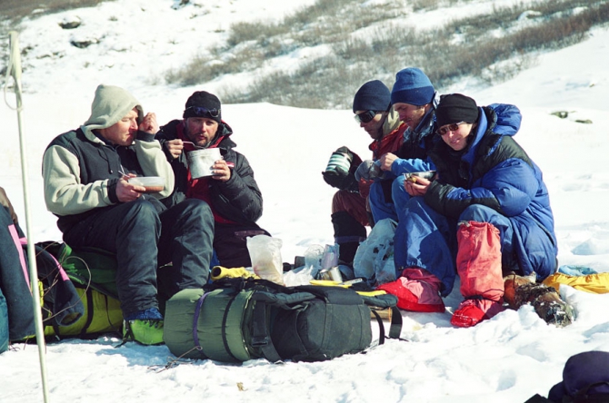 Фотоотчёт о зимнем Алтае. Дополнение к рассказу. (Альпинизм, ира иванова, колпаков, протасов, тилипенко, зимний поход, жаров, бездитко, поход, первопроход, алтай, горные лыжи)