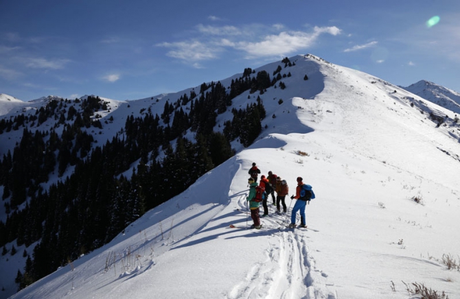 Бэккантри и фрирайд в Караколе (отчет о новогоднем Level 2 в горах Тянь-Шаня, Бэккантри/Фрирайд, киргизия, пржевальск, фрирайд-школа, алекс кузмицкий, snow sense)