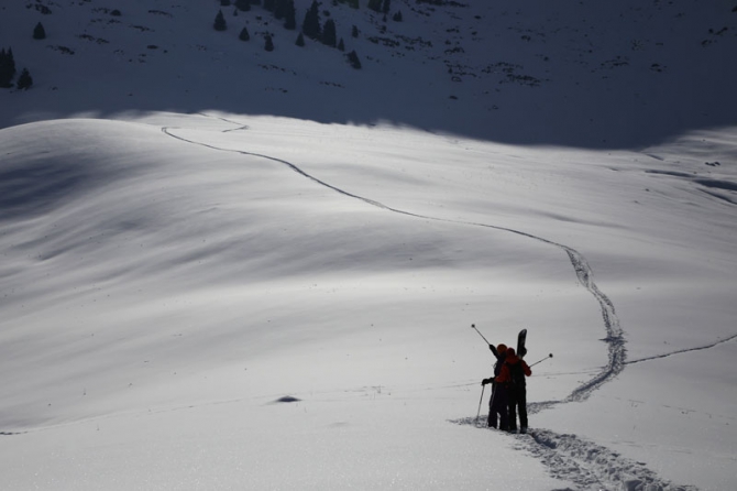 Фрирайд-программа Lines, в Караколе / Киргизия (побыть в роли лидера, Бэккантри/Фрирайд, пржевальск, snow sense, фрирайд-школа, алекс кузмицкий, бэккантри)