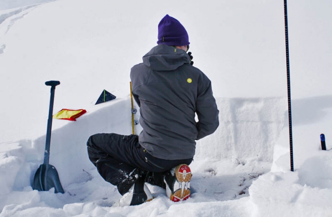 Фрирайд-программа Lines, в Караколе / Киргизия (побыть в роли лидера, Бэккантри/Фрирайд, пржевальск, snow sense, фрирайд-школа, алекс кузмицкий, бэккантри)