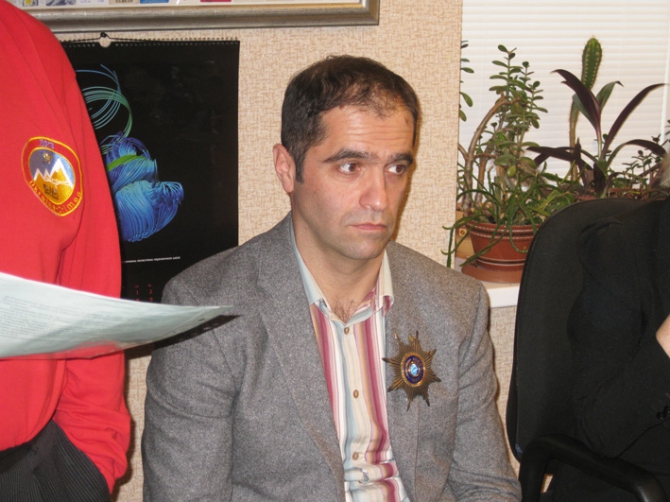 ВЫШЕЛ ОЧЕРЕДНОЙ НОМЕР АЛЬМАНАХА "ЛЕД И ПЛАМЕНЬ" № 8. Поздравляем кавалеров ордена "Эдельвейс" с вручением звезды ордена (Альпинизм, альманах "лед и пламень" № 8, исрафил ашурлы, сергей маркин)