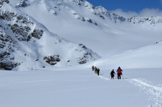 Российская Школа Гидов — Скитур-2 / Терскол, Приэльбрусье, апрель 2014 (фоторепорт, Бэккантри/Фрирайд, алекс кузмицкий, кирилл анисимов, гиды, ifmga, таня вилимович, сергей фурсов, rmga, миша гринев)