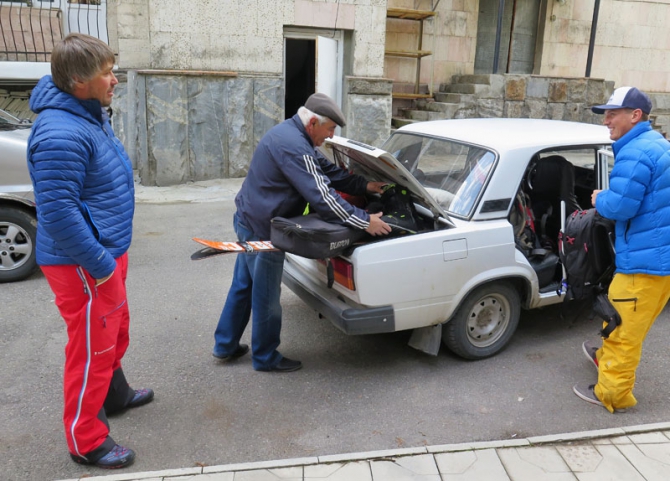 Российская Школа Гидов — Скитур-2 / Терскол, Приэльбрусье, апрель 2014 (фоторепорт, Бэккантри/Фрирайд, алекс кузмицкий, кирилл анисимов, гиды, ifmga, таня вилимович, сергей фурсов, rmga, миша гринев)