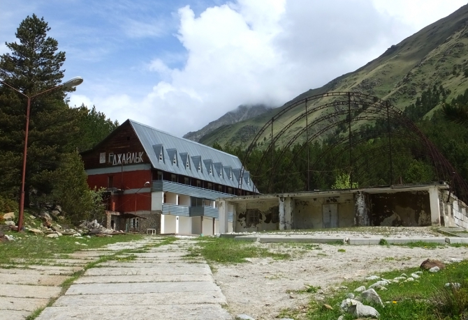 Гуляем в ущелье Адыр-су. (адырсу, приэльбрусье.)